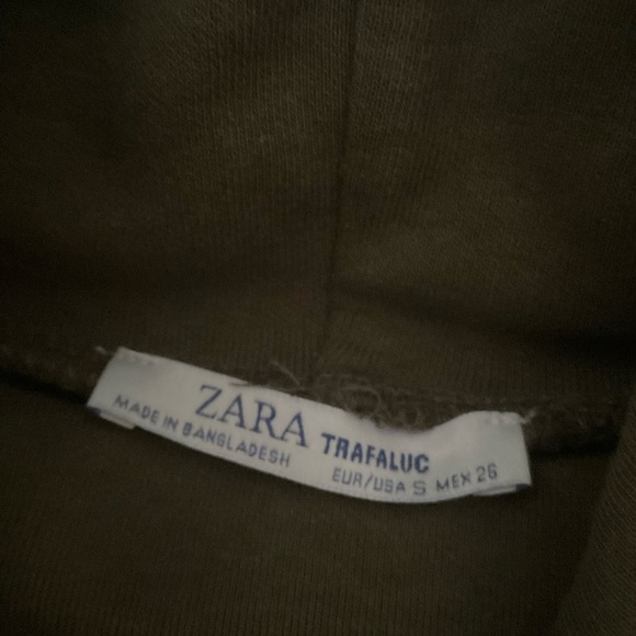 Zara mock neck dresses - Picture 7 of 7